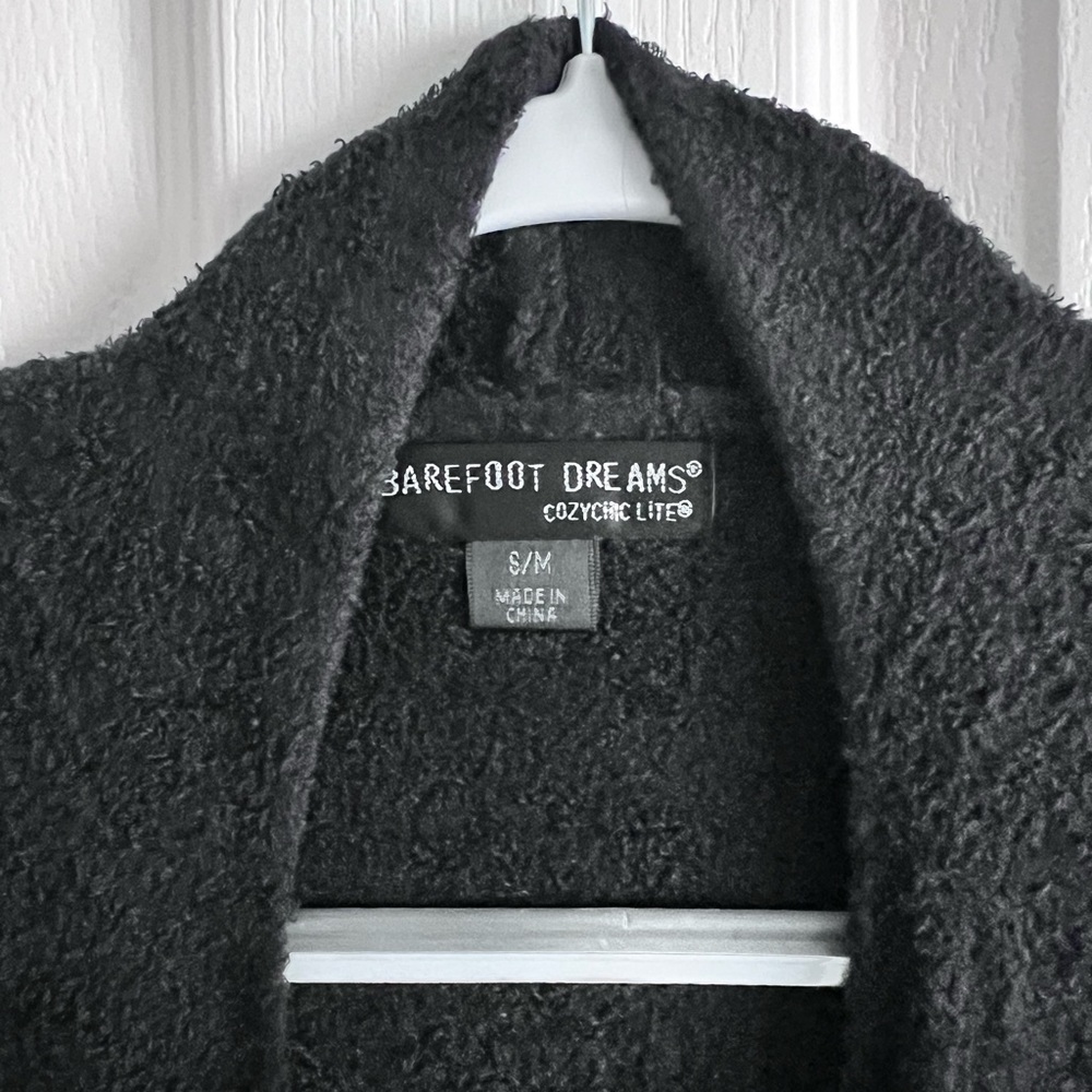 Barefoot dreams sweater S/M